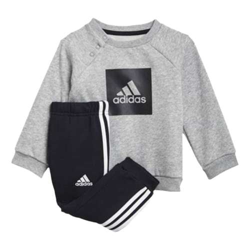 GM8975 62 Adidasϴ˹ʱгװ655Ԫ5(131Ԫ/)