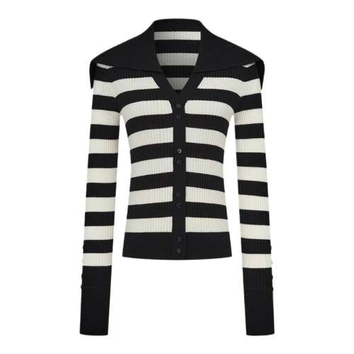 ۻ㣺ڰ L ʫë̿1108.35Ԫ5(221.67Ԫ/)