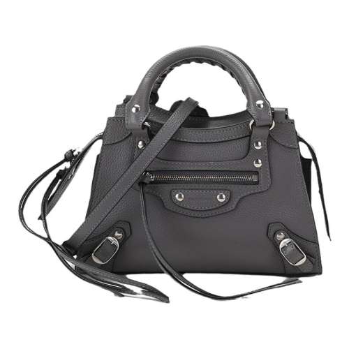 1212 ɫ BALENCIAGAᵥб 36843.95Ԫ5(7368.79Ԫ/)