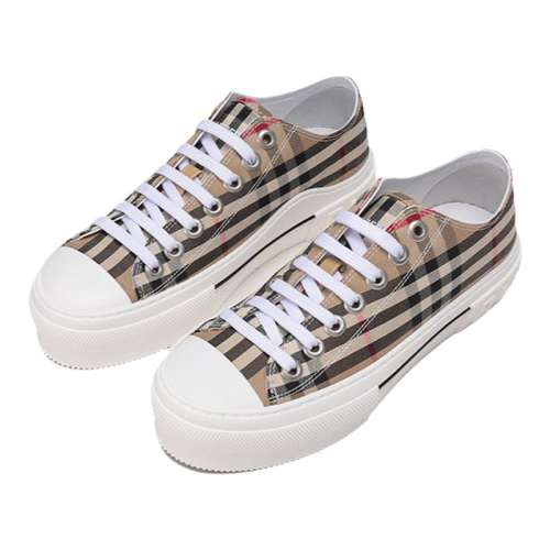 ɫ 38 BURBERRYϵ˶Ь3598.7Ԫ