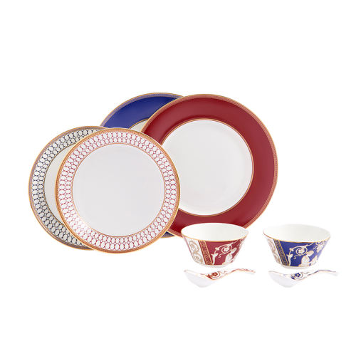 ۻ㣺ոҹ11cm׷ ƷФսƼWEDGWOODո˹Ǵ̲;400Ԫ