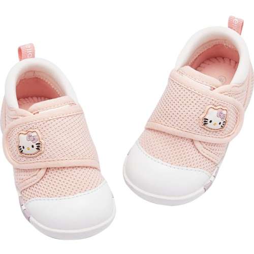 ۻ㣺ɫֻ 18 άЬѧŮͯǰЬбЬ߻Ь134.1Ԫ