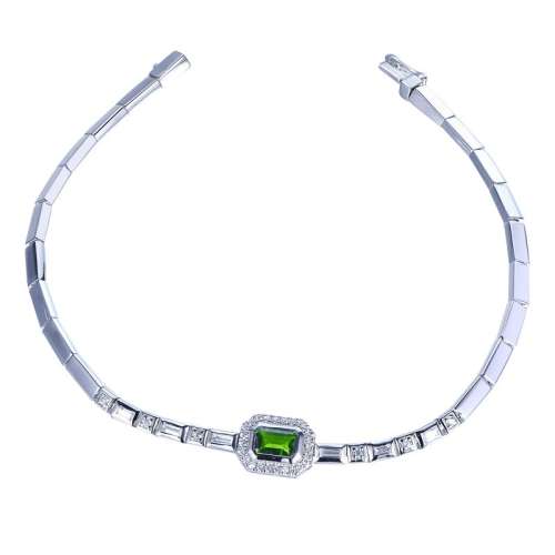 ۻ㣺Լ0.186ct 鱦0.6Ȼʱ̱18K׽ʯֻ9010Ԫ