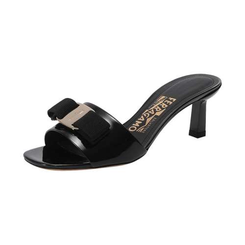 ۻ㣺ɫ D 4.5 FERRAGAMO߸ЬЬЬ3799.19Ԫ(88VIP 95)
