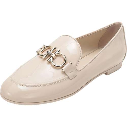 ۻ㣺ɫ C 4.5 ferragamoֱӪţƤƽЬ2478.69Ԫ(88VIP 95)