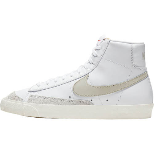 BQ6806-100 42.5 Nike/ͿƷӸ߰Ь846.99Ԫ3(282.33Ԫ/)