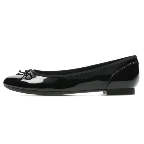 ۻ㣺ɫ 261154754 35.5 clarksЬǳںЬ1068Ԫ2(534Ԫ/)