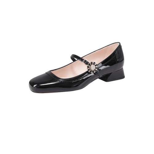 B999 ɫο 35 Roger VivierָЬƤЬЬ9619Ԫ(88VIP 95)
