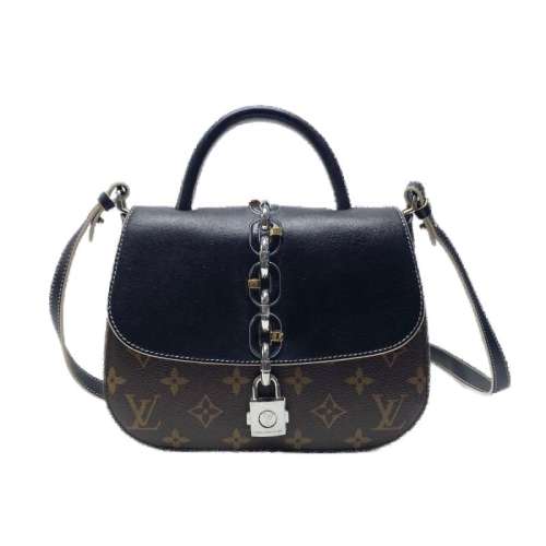 ۻ㣺ϻ ·бйŰ7999Ԫ