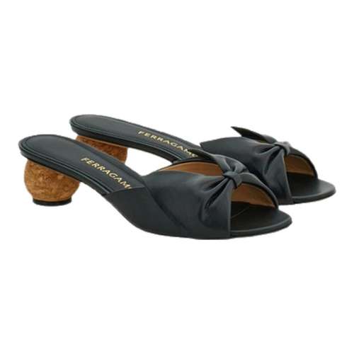 ǳɫ 4 24ϢFERRAGAMOĽŮʿЬЬЬ8560Ԫ