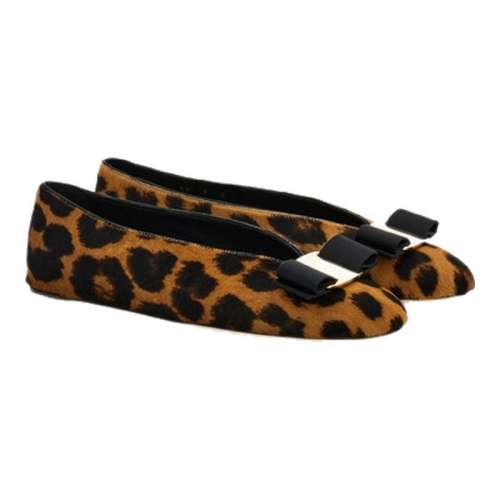 ɫ/ɫ 4.5 FERRAGAMOĽŮʿVaraƽЬ7560Ԫ