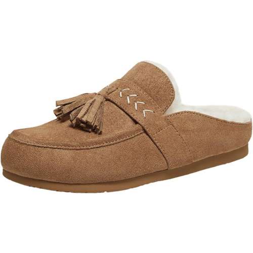 ��ɫ 34 ��˼ͼ2025�����¿����ղ���Ьʱ�����м��ޱ�ůŮ��ЬA7756DH5