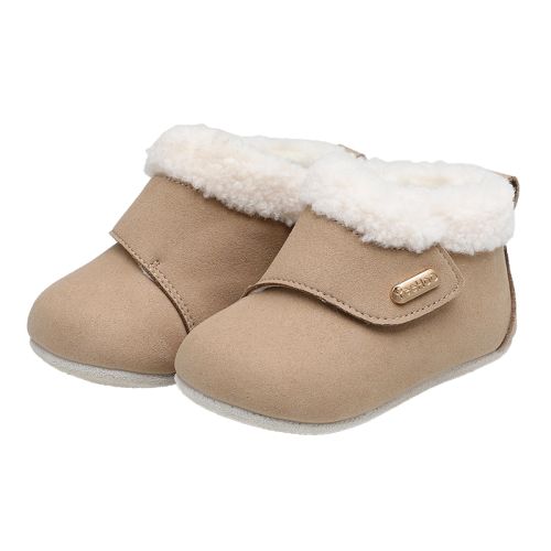 ǳӿ 17.5 ӢϲǰЬŮﶬů