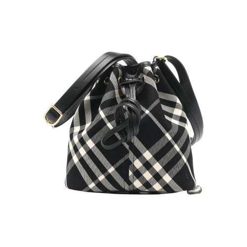 �ۻ��㣺��ɫ ����Ӫ��BURBERRY/��������ƷŮʿ�ճ��ٴ��б�汳���ˮͰ��