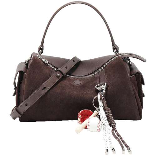 ��ɫ ������Ů2025���� ͨ������С����Ҽ���б�沨ʿ�ٰ�9873KBX5