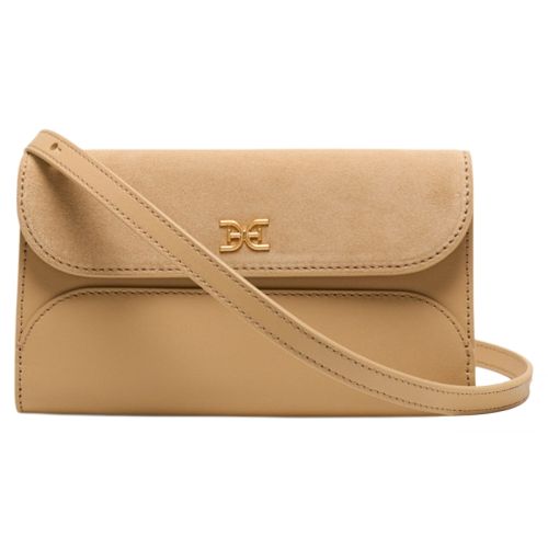 ɫ SAM EDELMANɽķ2025ƷðɫKAMA