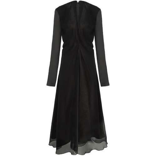 聚划算：黑金 S COCOBELLA假两件V领连衣裙 1122.36元拍3件(合374.12元/件)