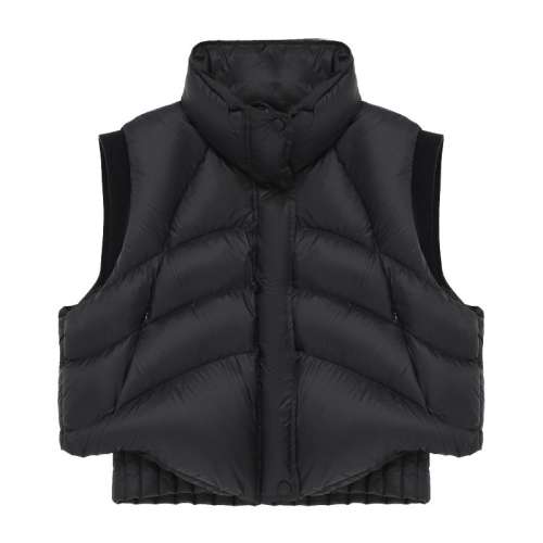 ɫ S Basic House/ټҺᱡŮ2025ů̿ 588.24Ԫ2(294.12Ԫ/)