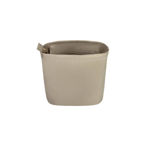 LVС���й�ˮͰ�ڵ������ڿ���ɫ СС��������LV�й�ˮͰ���ڵ�