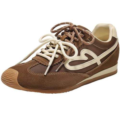 ���ź� 35 ������ϵ�С����ͬ�����Ů�����ǵ�ѵ����Ь���������ЬE7H1D