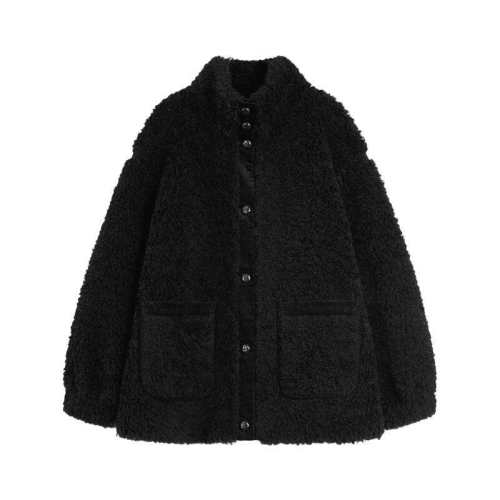 �ۻ��㣺��ɫ S ELLE��ɫë�޶�����Ů