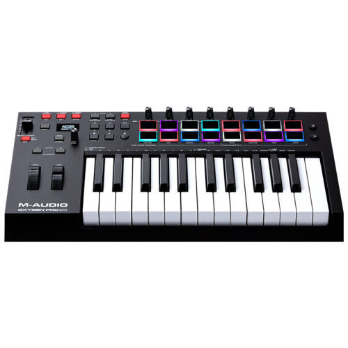 Oxygen Pro Mini 32��+��̤��+1��1����֧��+������Դ Oxygen Pro 25/49/61��MIDI���� 793Ԫ