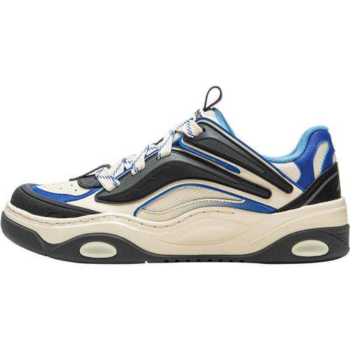 �Ұ׻�/����ɫ 39 ��������3�������ϵ�Ь 830Ԫ��5��(��166Ԫ/��)