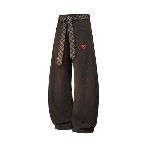 ��ɫ���� M ���˹������ʽ�䵶�������п� 104Ԫ