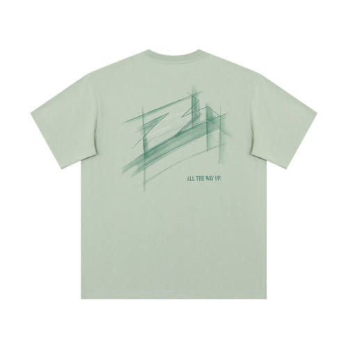 ��ɫ 2XL ��־��UZIS�˶������пռ�վ 69.5Ԫ