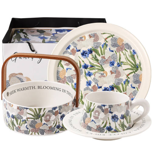 �����װ���β���;�1��ʳ4����(��ɫ)-��Ǩ/���ů������ �������β���¿����ֵ�;���װ 110.5Ԫ(������)