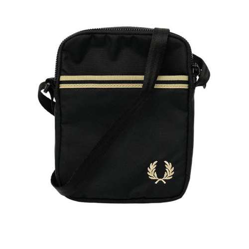 �ۻ��㣺��ɫBKX FRED PERRYб���С���ճ�ʵ�ÿ� 649Ԫ