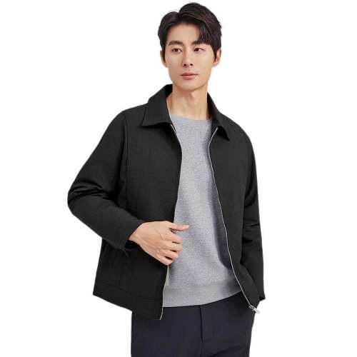 ���ڲ�������ɫ M ʥ�����¿���������мп�