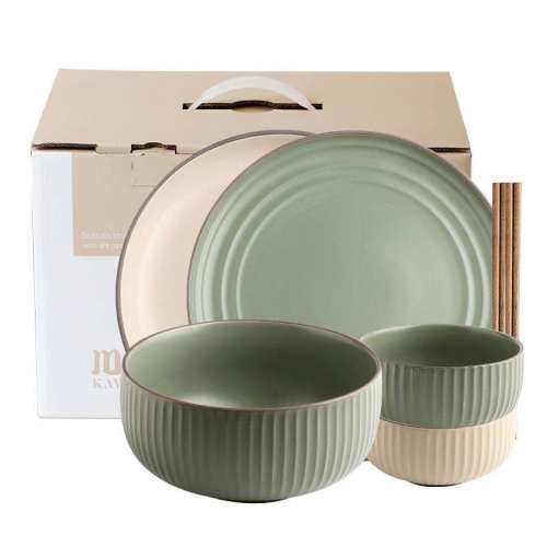 �����ݱ�ŷ���ߵ���������װ��ɫ2��ʳ7���ס����װ��  87.04Ԫ(������)