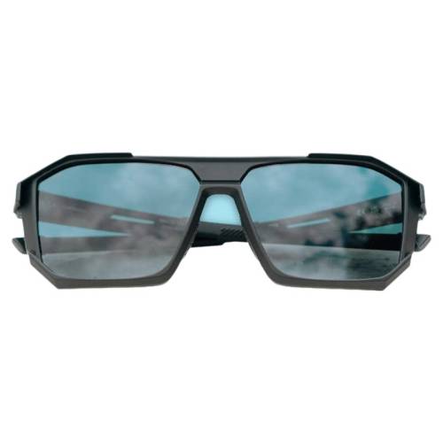 HILX�������������ܲ�̫����Juggernaut-C1- Polarized  992.52Ԫ