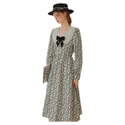 �ۻ��㣺oece�����黨��������ȹ��ɫ S  568.2Ԫ��4��(��142.05Ԫ/��)