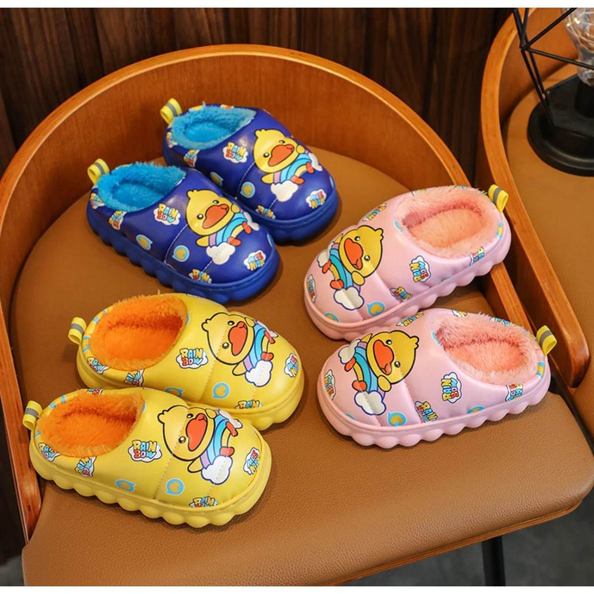 ��ͯ����Ь �ﶬ������Ůͯ��ͯ���ڼҾӼ��÷�ˮ������Ь ��ɫ �Ӻ������� 34-35�� �ڳ�Լ21.5CM13.9Ԫ����һ��һ��