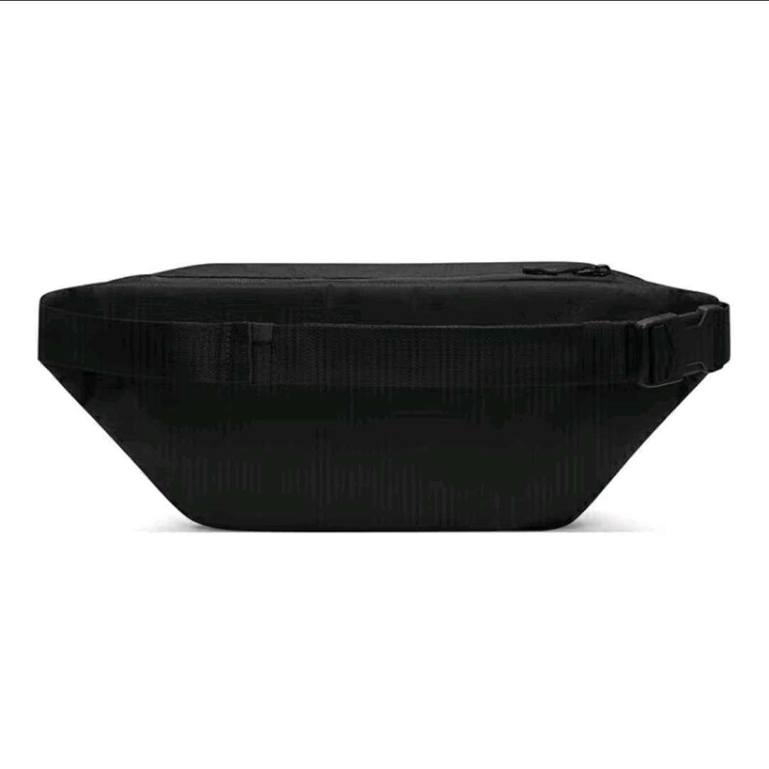 ͿˣNIKEŮ бذаDN2556-010 156Ԫ(138)
