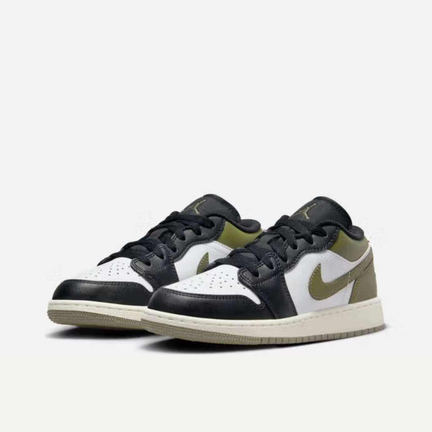 ͿˣNIKEAIR JORDAN 1 LOW AJ1 ˶Ь374.49Ԫ