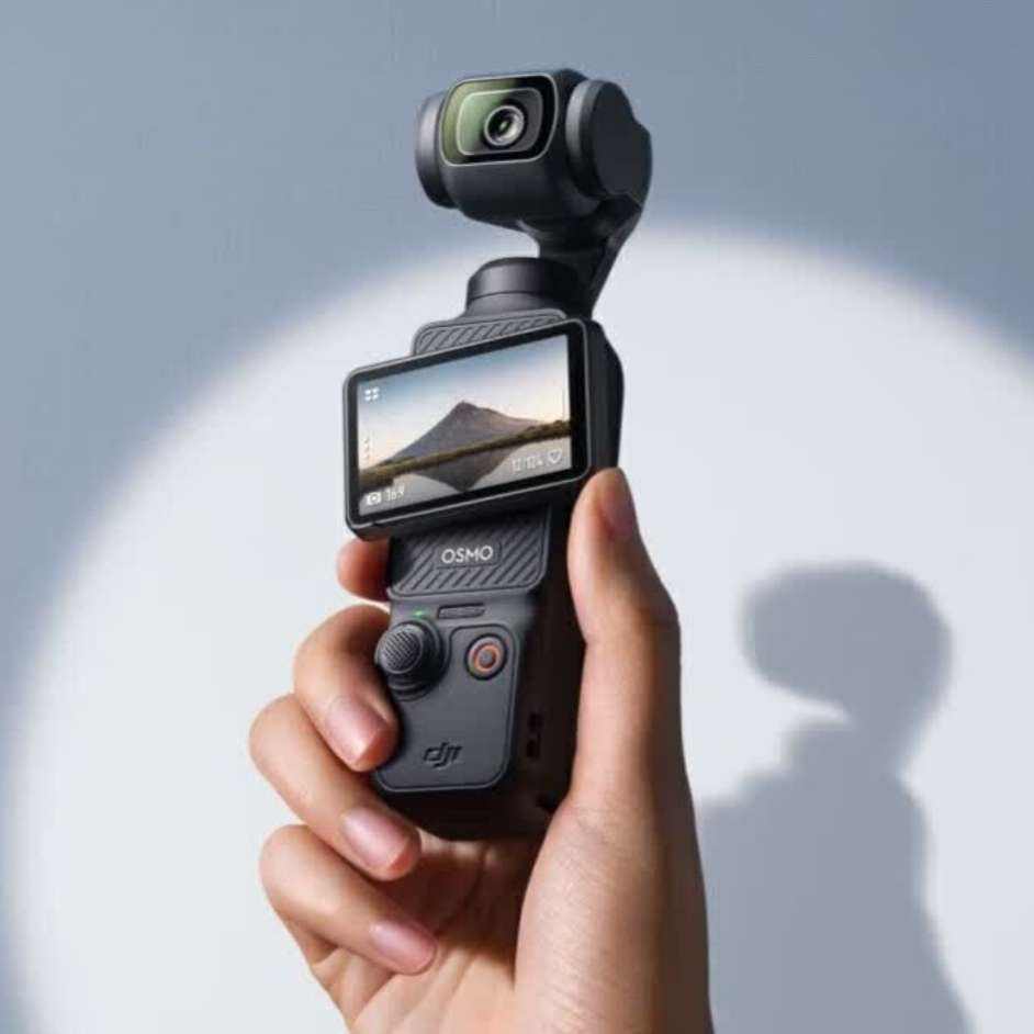 ���׹����� Osmo Pocket 3 �ڴ���� vlog������̨��Я����� ��׼��װ �����ڴ濨 2599Ԫ(����ȯ�����׹�)