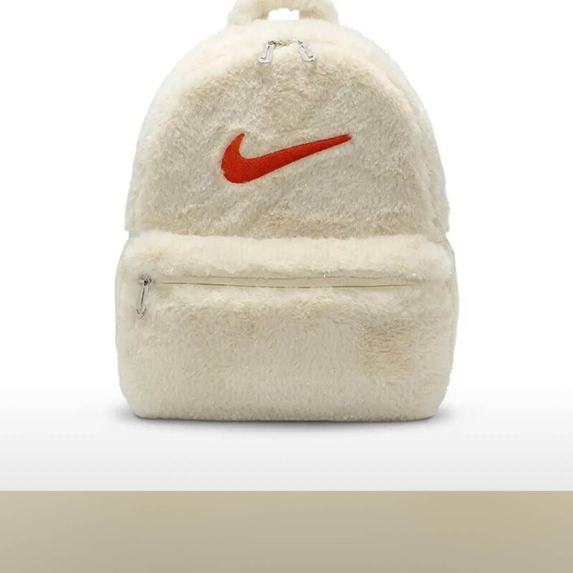 �Ϳˣ�NIKE����ͯë��˫��� �����������а�FZ1330-113 Ҭ�� 104Ԫ