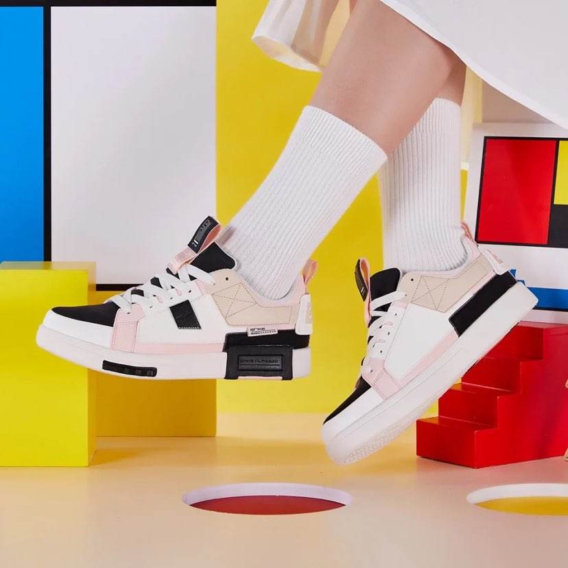 ���Ƕ��� Ů���������ͨ�ڰ�Ь  42.7Ԫ