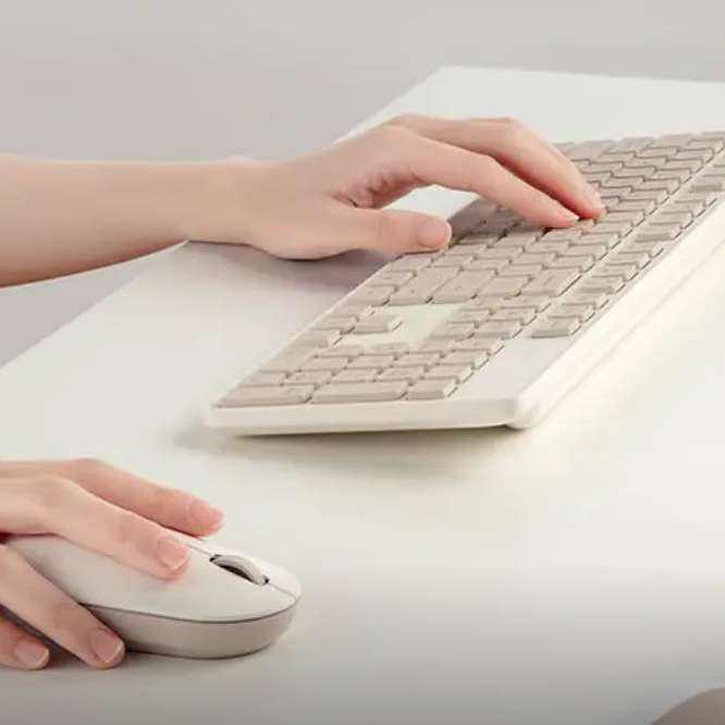 С�� MI ���߼�����װ2 �̲�� ȫ�ߴ�104�� 2.4G���ߴ��� �ᱡ��Я�칫��װ 71.1Ԫ