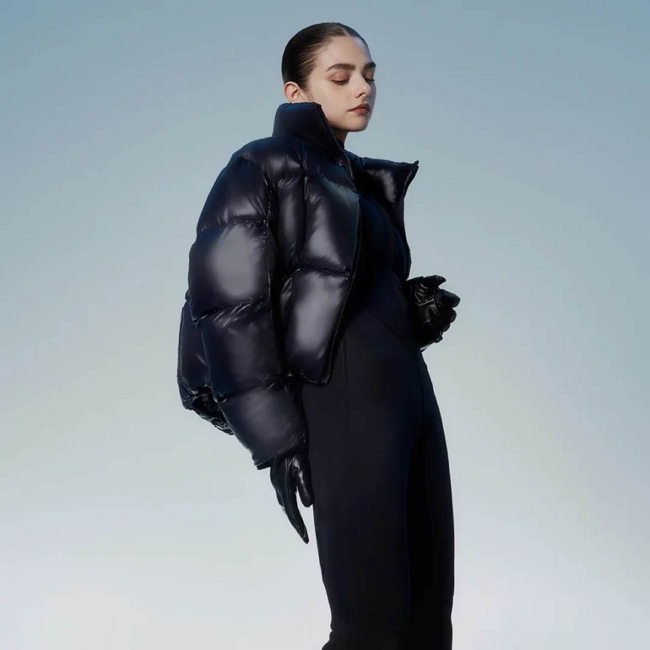 ̹���� ������ϵ�� �߶˶������޷�Ů�̿�Ӻ����п϶��綬С�������� 546.4Ԫ