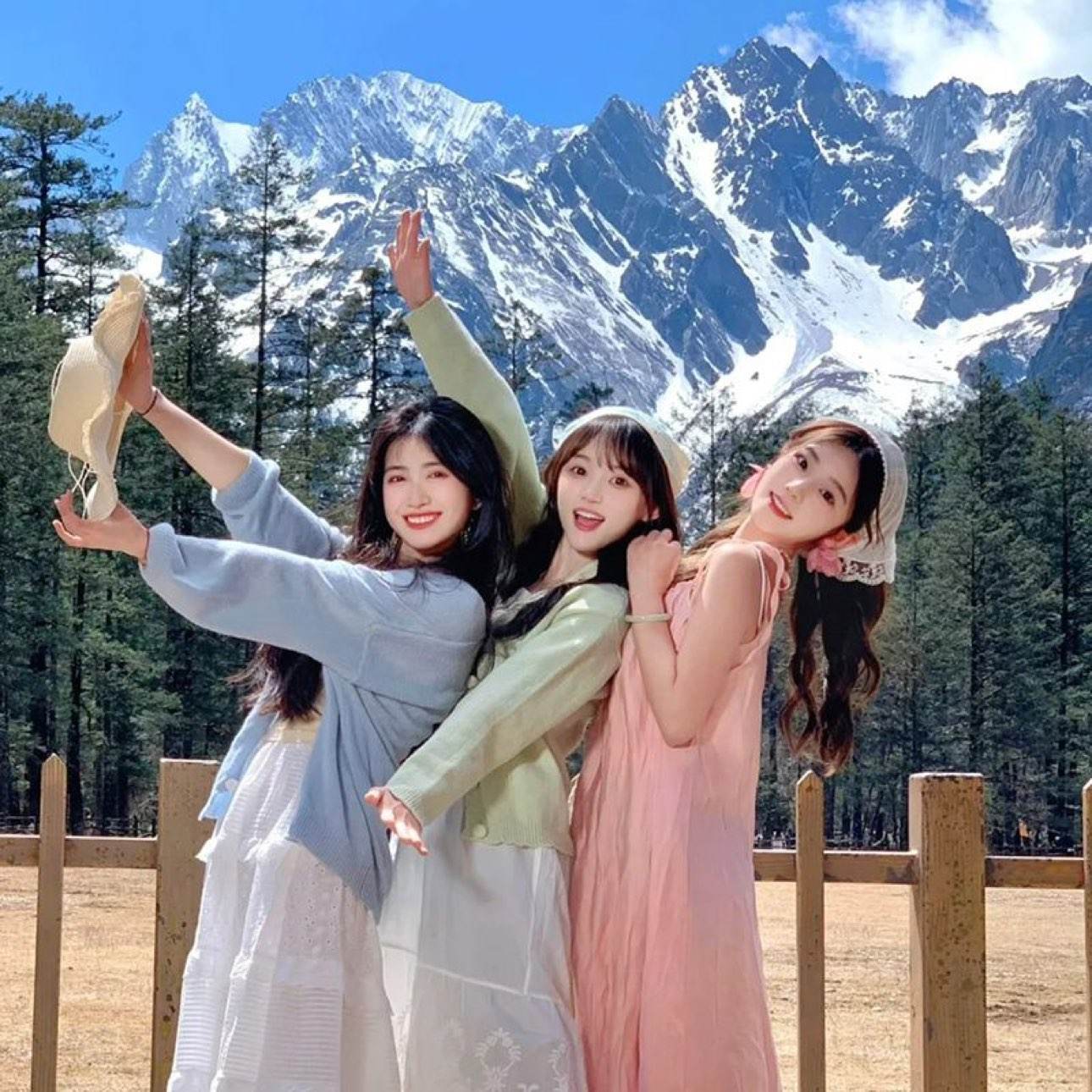 ���� ����������������6�ո����� ���Ǽ��Ƶ� ����ʯ��+����+��������+����ѩɽ+������� ��ǿ������ ԭ��5280Ԫ �ֽ�1900Ԫ