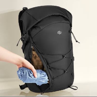 plus会员：京东京造 户外登山双肩背包 25L