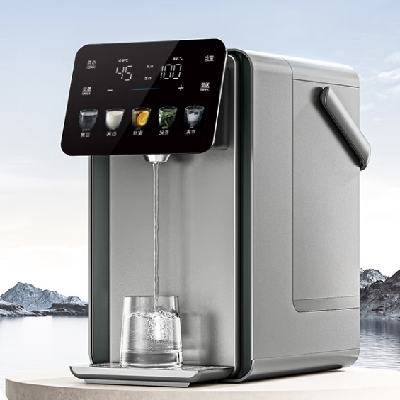 ���� Сħ��plus ������ˮ�� 5L ���º���һ������ڳ��� 32FPro 1004Ԫ